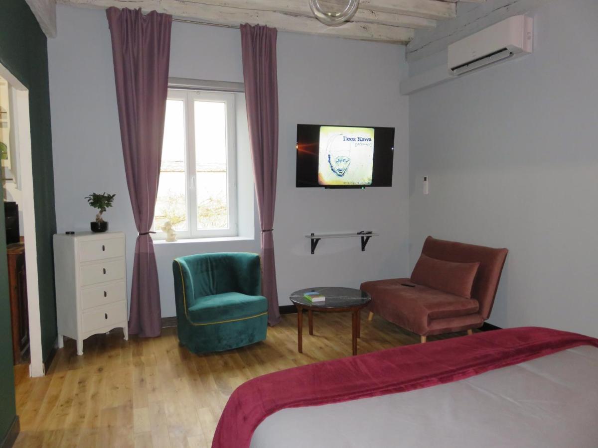 Ferienwohnung Au Tournebride Randan Exterior foto