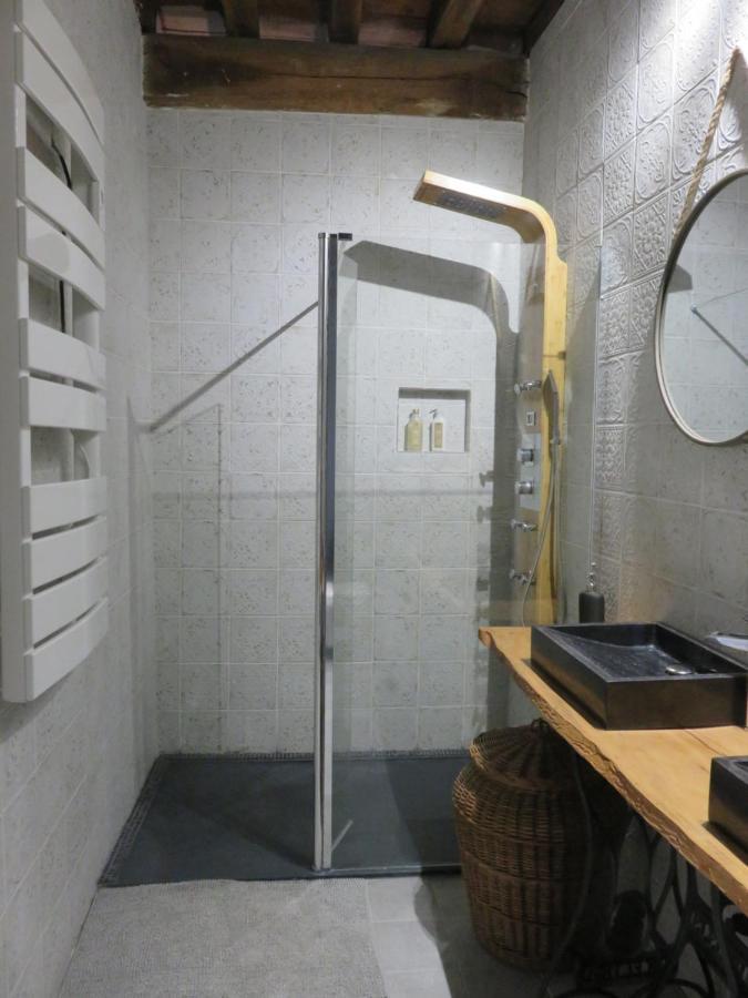 Ferienwohnung Au Tournebride Randan Exterior foto