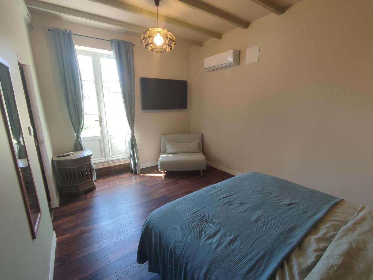 Ferienwohnung Au Tournebride Randan Exterior foto